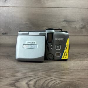 Ricoh RDC-i700 Internet Ready Digital Camera 3.3MP 3x Zoom - Gray